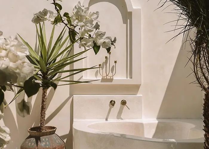 Villa New! Stylish In The Heart Of - Nooca Bali